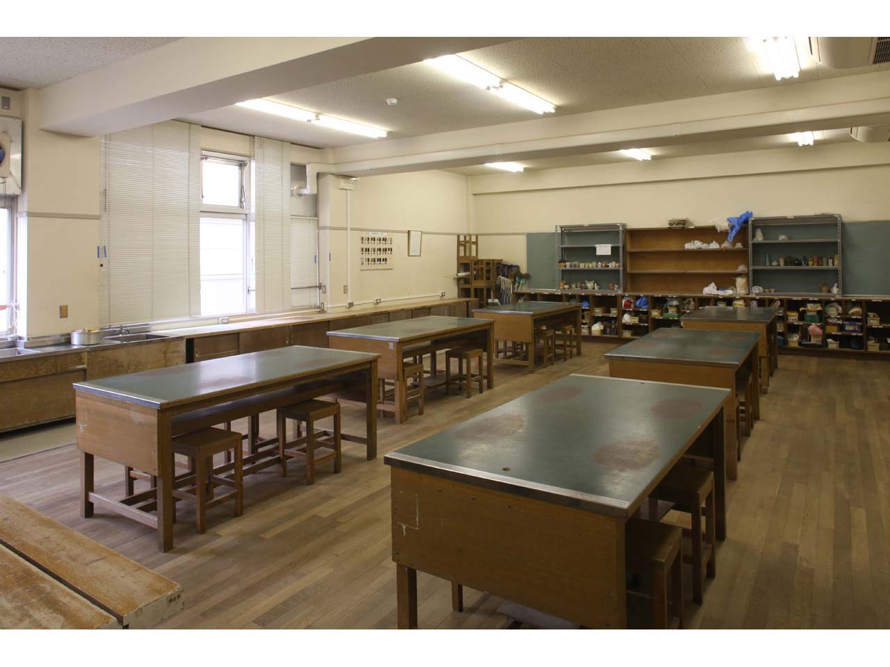 コミスタこうべ