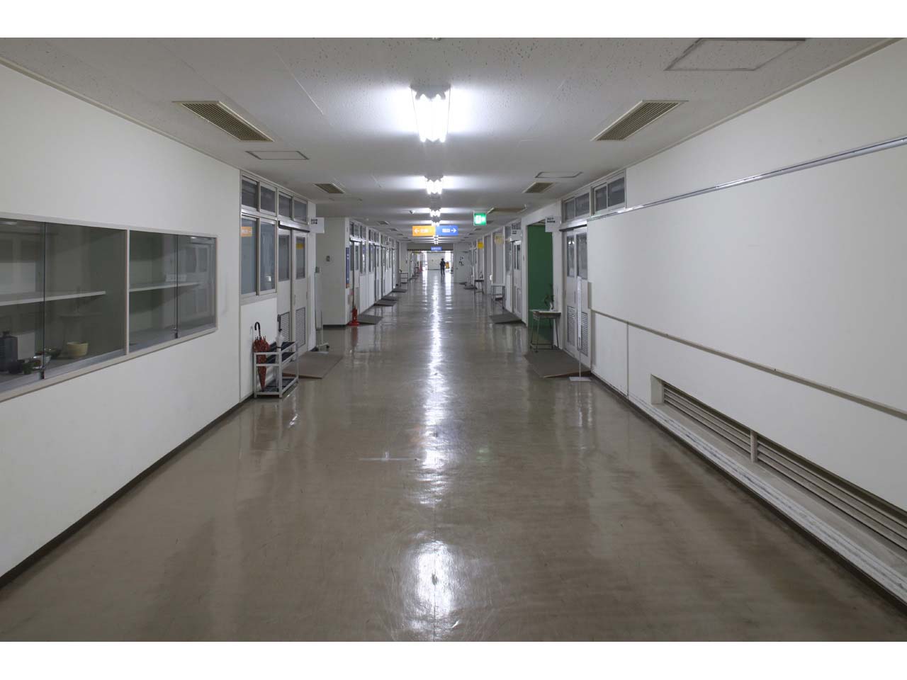 コミスタこうべ