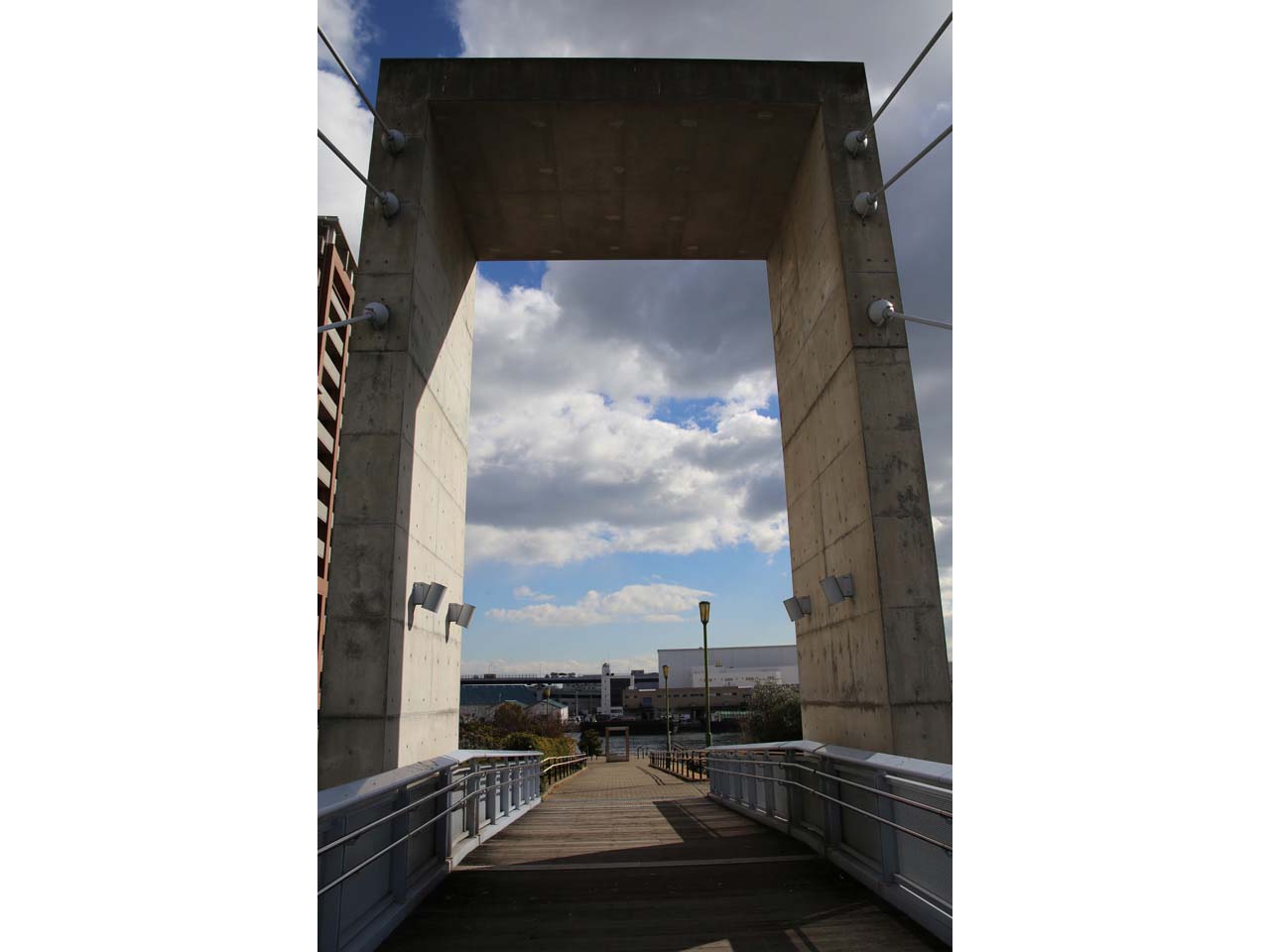 脇浜海岸通歩道橋