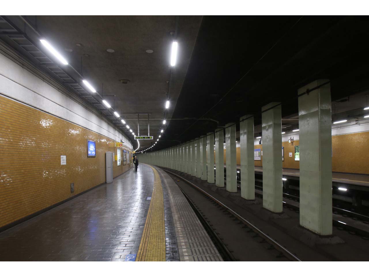 阪神神戸高速線　西元町駅