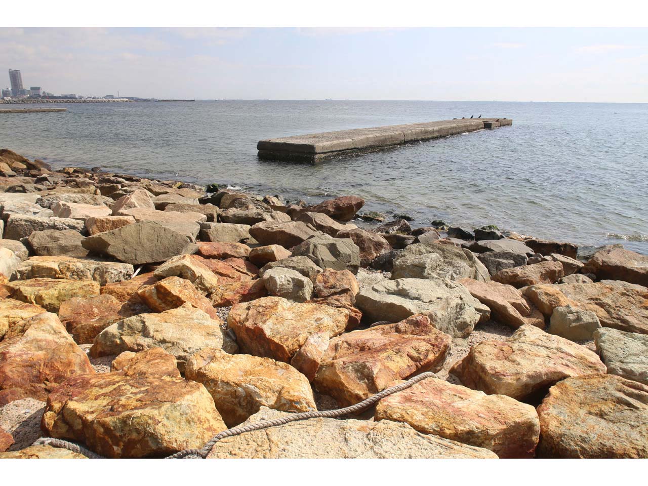 一ノ谷町ベルトコンベア埠頭跡