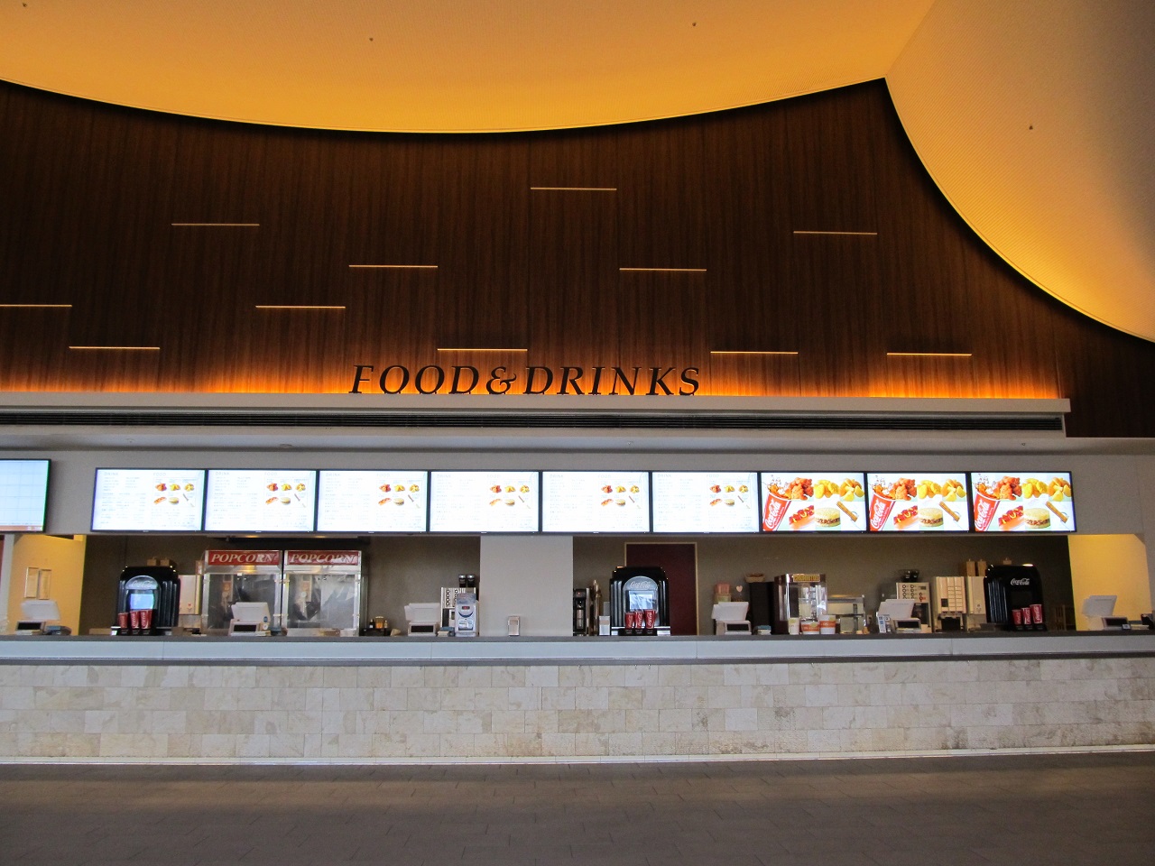 OSシネマズ ミント神戸