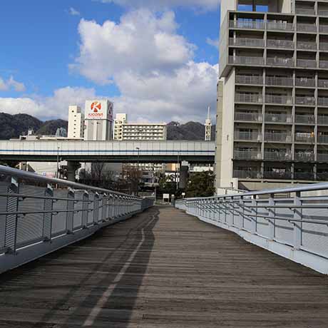 脇浜海岸通歩道橋