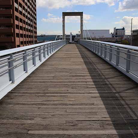 脇浜海岸通歩道橋