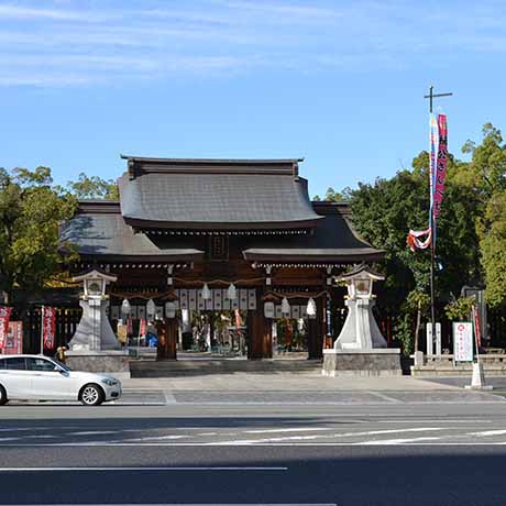 湊川神社