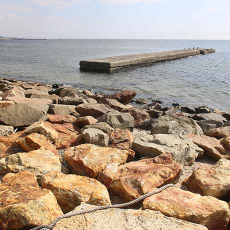 一ノ谷町ベルトコンベア埠頭跡