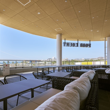 三井アウトレットパーク マリンピア神戸